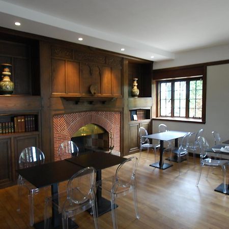 Manoir Dalmore เนเวซ์ ภายนอก รูปภาพ